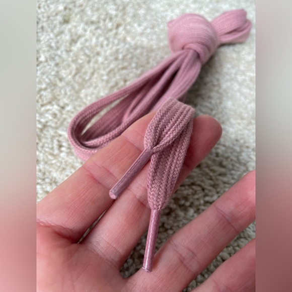 KEEN NWOT pair of rose pink shoe boot laces 52” - Picture 1 of 2